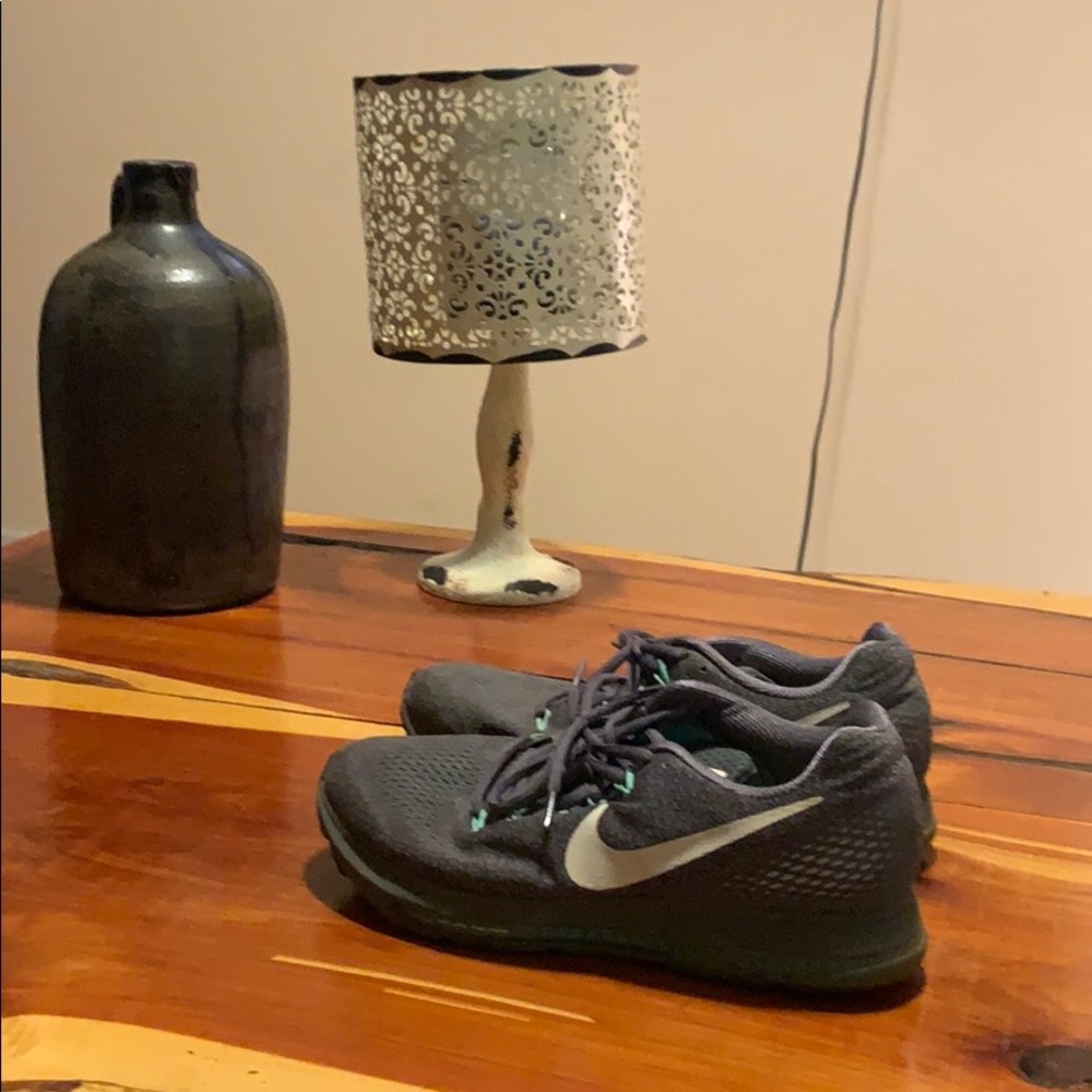 Nike Zoom Sneakers